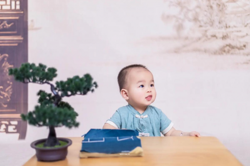 冠县宝宝眼屎多是什么原因